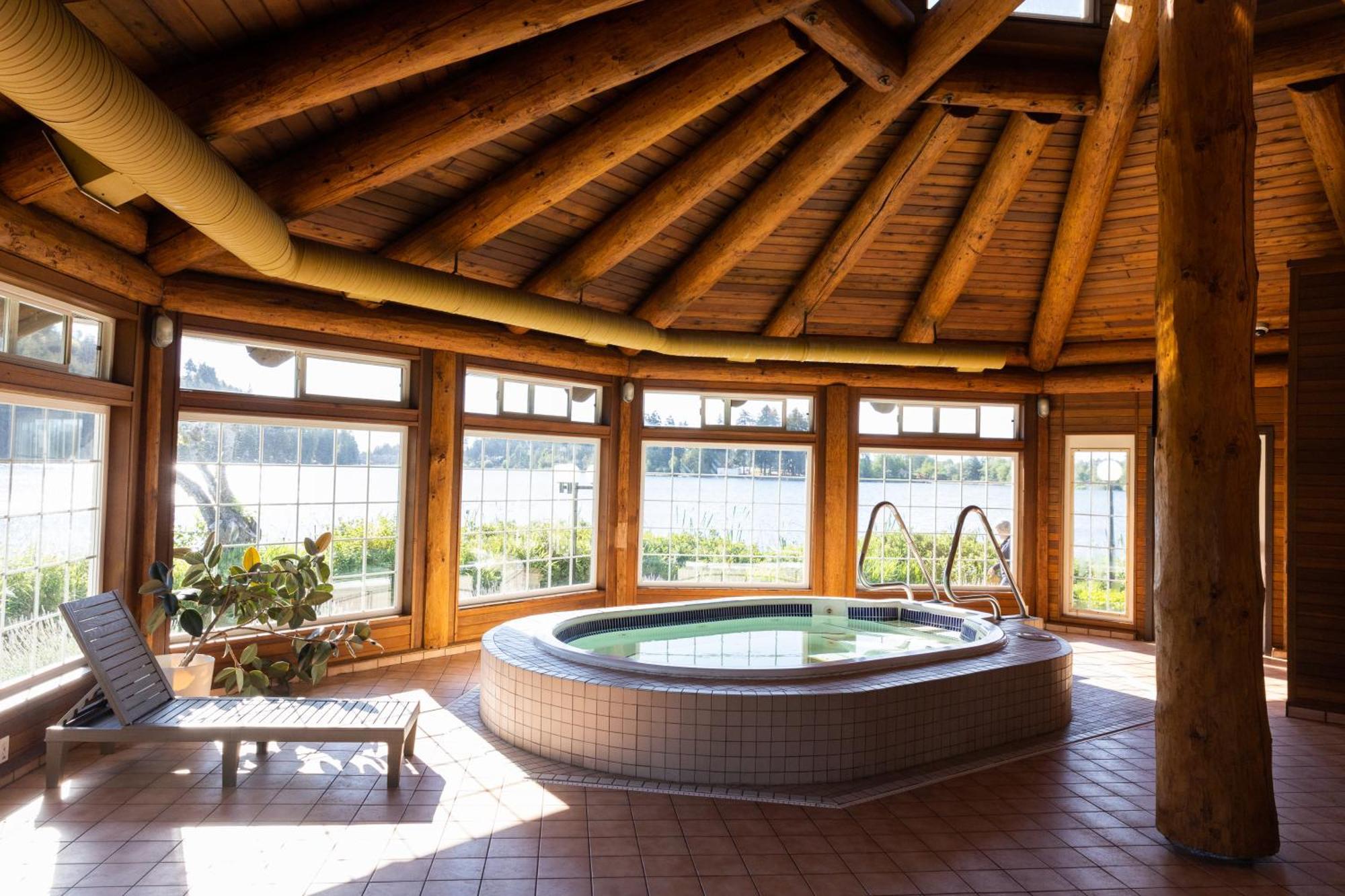 Inn On Long Lake Nanaimo Zewnętrze zdjęcie